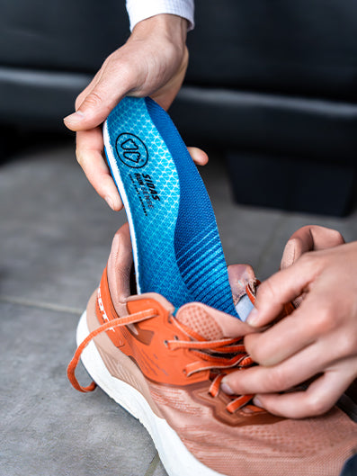 Road running insoles